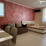 йоана Πανσιόν
